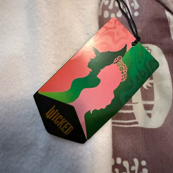 Wicked Pink Target Collection - Picture 2 of 5